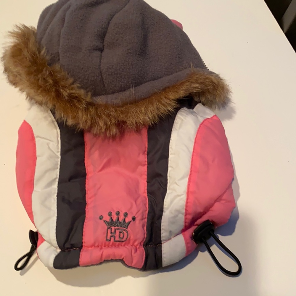 💜💜 - Hip Doggie rain coat with hood that can be unzipped.